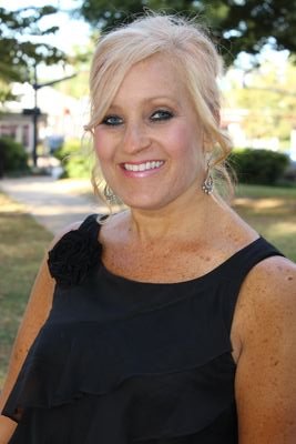 Along Came Mary provides Professional Organizing and Personal Assistant services to individuals and families primarily in the Atlanta areas.