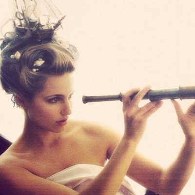 Ψυχή | I'm the goddess of love, I'm wisdom and beauty | I was mortal, but I left everything behind... For love |
