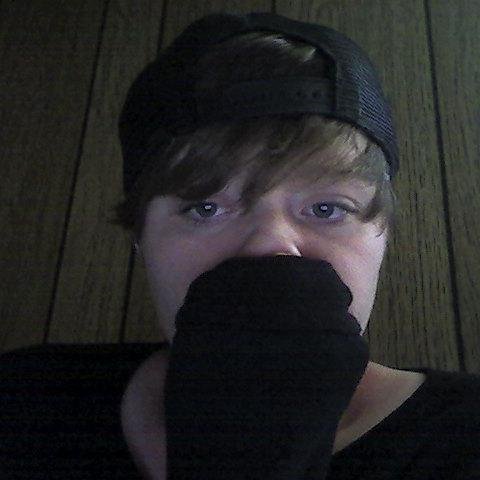 New Youtuber, lesbian, Hates bullies. Vocalist of the band, Sunset Disclosure. Follow me, I guess. Oh, I'm also Emo.https://t.co/iofmo2PWT2