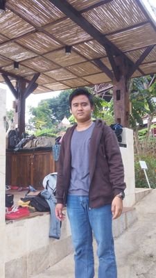 rezaerlangga2's profile picture. 