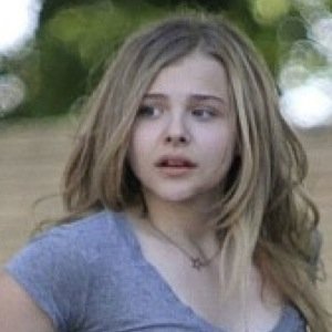 I am Liz just a girl I dont know what to do with my life but i hope to find out [Single] [Straight] [Completly Alone] [Any Rp Universe] Daughter of Bruce Wayne