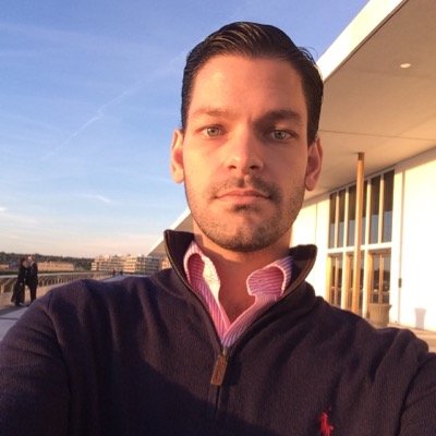 Piqui's profile picture. I try to do stuff.