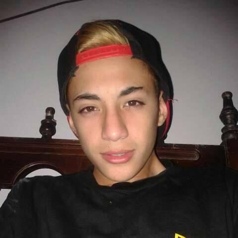 Hola logo ♥ seguime y te sigo ♥ Mi Fb ↓https://t.co/Dmui9mJvDK ♥