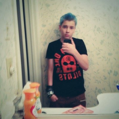 Free follow from @Cameron21Pilots follow back if you want