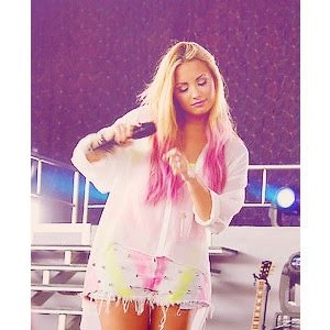 can you be my nightingale? i'll be waiting here in case.