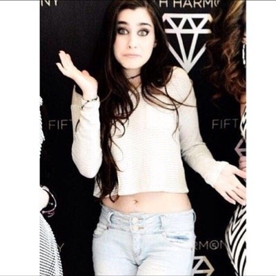 im lauren i like pickles, cameras, and big sweaters :) bi