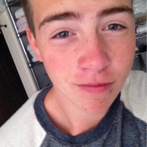 tomsjoerd's profile picture. Insta: tomsjoerd



Twitter : offline.