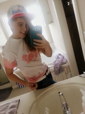 17, lover of music ♥ Stay Strong and stay positive. Lesbihonest, i love equality ♥