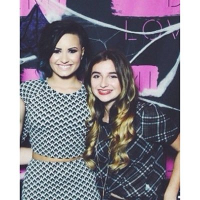 5:16:13. Demi and Bea! I danced with Demi at Z100 . 16 y/o
