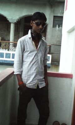 anyluv2raj's profile picture. 