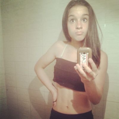 Eres lo que tanto esperaba, lo que en sueños buscaba y que en ti descubrii :)..