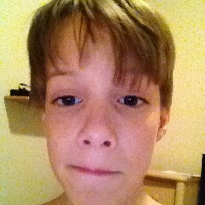 mi profile pic iz actually @RezentRay lulz