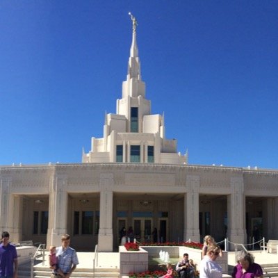 I try to spread light & truth about The Restored Gospel & The Church of Jesus Christ of Latter-Day Saints in a Christ-like way. #TwitterStake #LDS #Mormon