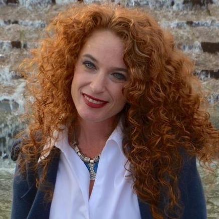 Mom, Scorpio, natural redhead, writer, marketer, editor, alter ego resides here on Twitter. Don't judge.  #professionalcuddler.  http://t.co/95WpLyvAXs