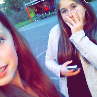 Bo & Kayleigh, personal accounts: @botolhuuuuijss_ & @x_kusjekayleigh xox