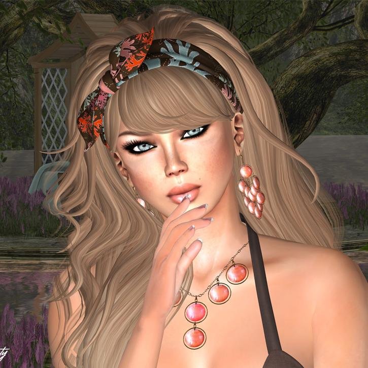Second Life Resident, Blogger and Photografy