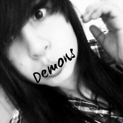 soy un pxndx-unicornio :v emo xD AMO asking alexandria,suicide silence,bvb y otros 3