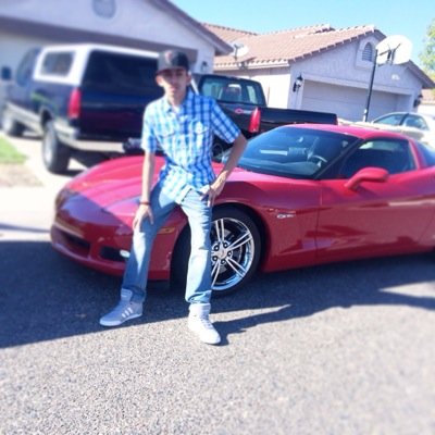 FoxzSwift's profile picture. trickshoter