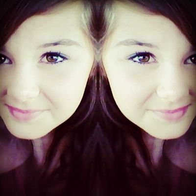 Lina dötzer 
1.FCN *-*
clubschwester*-*