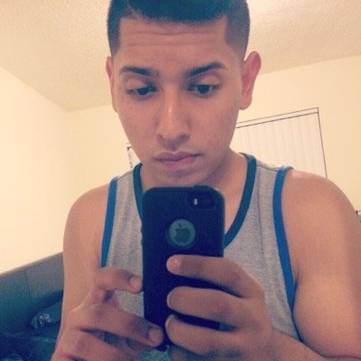 19yrs From Los Angeles California ,Average guy always keeping it , Follow I don't bite

insta: 69_Roque