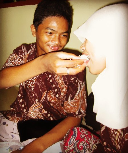 ElhyOktavia's profile picture. 