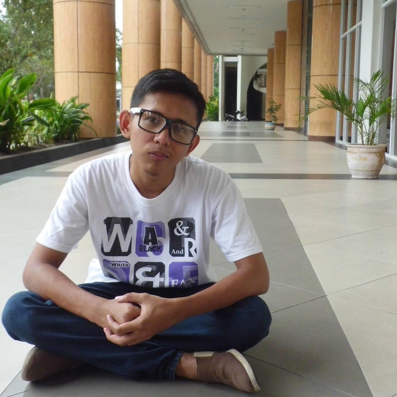Melihat hari yang cerah pada saat sang mentari bersinar ada sebuah makna yang belum terungkap dengan kata-kata