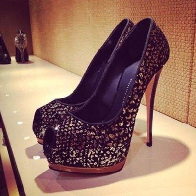 heels obsession.