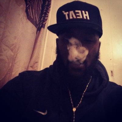 Real niggas rep Taylor Gang ! ! OKhay ! i also rep mo'$crill x Heavy hustle x Teamkeepitlit x #MOSTDOPE #BlueCollarGang
