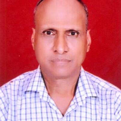 Graduated from NSD,New Delhi and FTII, Pune. MA(Hindi). working in Doordarshan as Programme Producer.
