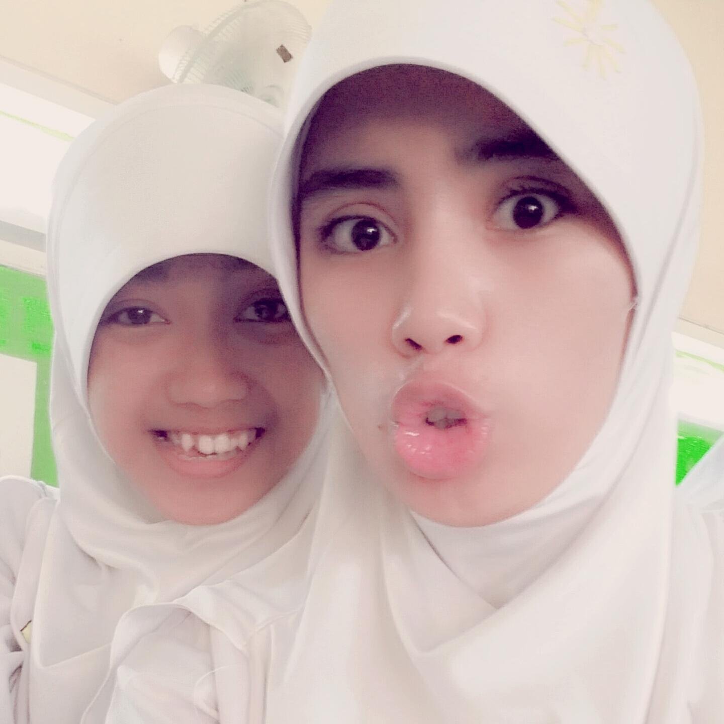 hellow im ningsih^^if you want to follback,mention me :)