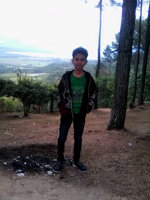 ™Besok senin UN semoga aku bisa mengerjakan  N̶̲̥̅̊ÿ̲̣̣̣̥ªa̲̅. Dengan baik ,,dan lulus™.  ♥AAMIIN☃