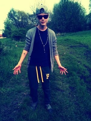 I love Fotbal :D Never say Never (-_-) instagram:Romča Faustíík