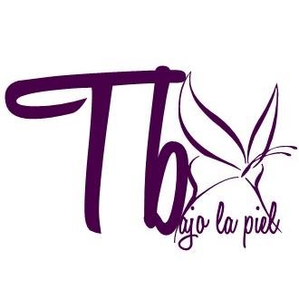 Capítulos de 140 caracteres.
Vive la historia día a día.
 Lee, imagina. Crea.
No quieres que tenga un pedacito de ti?