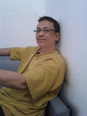CINTAI LAH ORG YG MENCITAIMU JNGN MENCINTAI ORG YG BELUM MENCINTAI KAMU