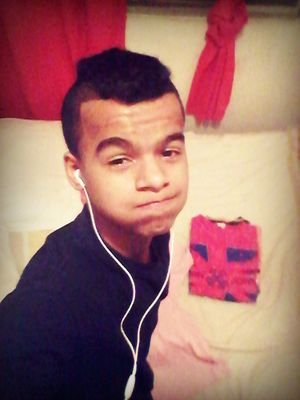 Na vida á coisas simples e importantes,simples como eu e importantes como Você《J》