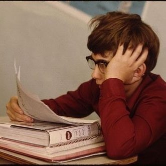 現役国立大学生です。高校の時、独自の勉強法を発見して世界史【18点➡︎91点】でその経験をツイートしています。【1000人】が読むブログを書いています。