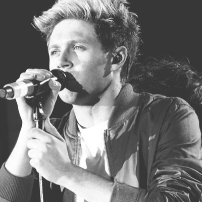 follow @pintdrinker pleaseeee i will dm you to LIAM :D ✨