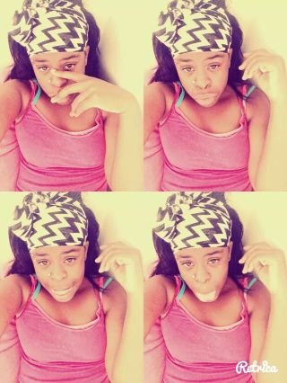 I'm that bitch that get jealous fast up that's me that bitch that will slap another in a heartbeat that bitch other bitches stay talking bout Im just that bitch