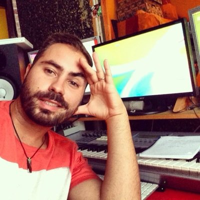 Cantante, compositor, productor y realizador de videoclips musicales ( LupionRecords )
