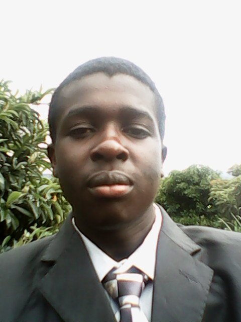 DavidOnchere's profile picture. born from a simple home, growing to a big someone...