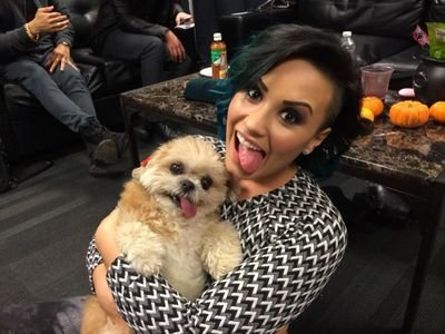 She is our warrior,stay strong because you are worthy of life!! follow me on instagram: @fuck_me_demetria