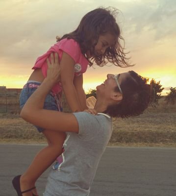 Ella, mi debilidad                                                            Te amo Abigail ♡