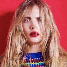 Cara || cacciatrice || 19 || Mad la mia best friends|| bisex and single..in cerca di amore||