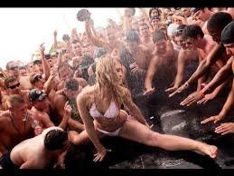 pcbflasherzz's profile picture. Dm us wild stories and even wilder pics. snapchat: flasherzzz (18+ only)