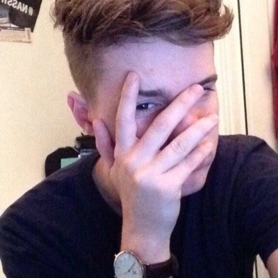 We want @samkingftw to know how much we appreciate him so at 9pm gmt on 28/10/14 we are going to tweet/DM him telling him we are thankful