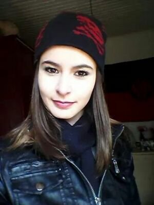 se o tempo que cura ele tá demorando, saudade idiota só vai aumentando :'(