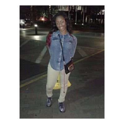 IG: @hollyhood.babe R.I.P Dee