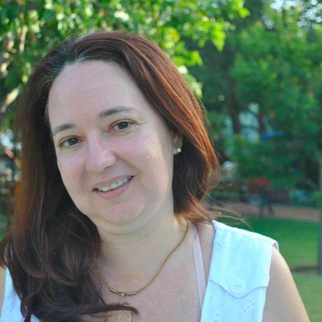 Geovana Cartaxo, Doutora em direito, professora universitária, mãe e ambientalista.