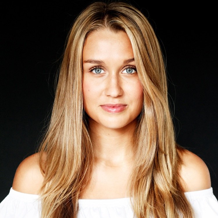 azzurromodels's profile picture. Official Twitter of AZZURRO MODELS MODEL MANAGEMENT HELSINKI FINLAND