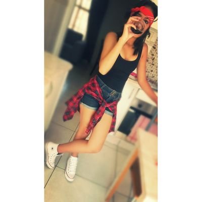 IG: zoe_aaugust.
